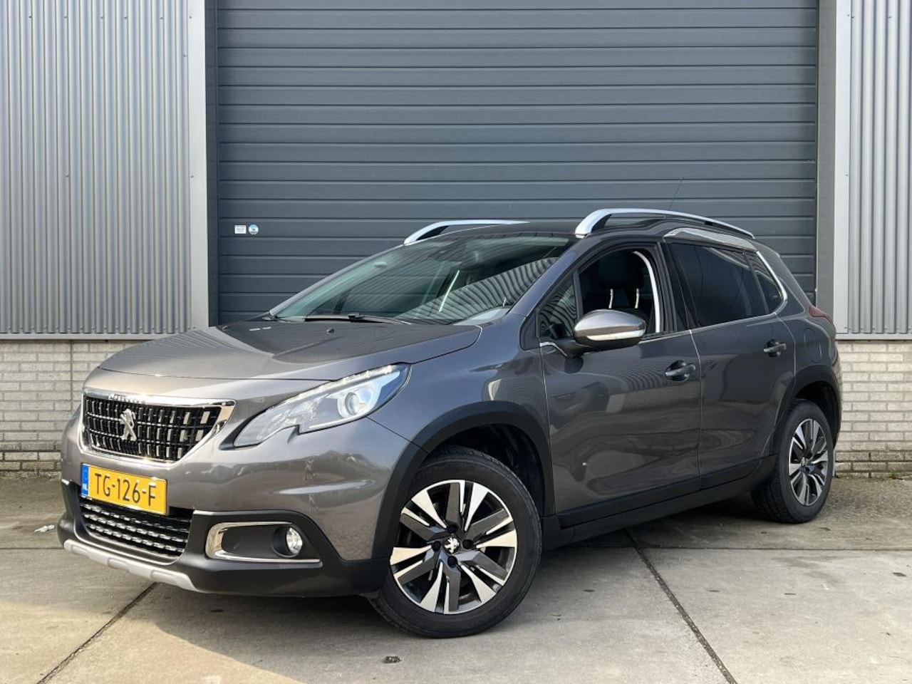 Peugeot 2008 - 1.2 PureTech Allure 1.2 PureTech Allure - AutoWereld.nl