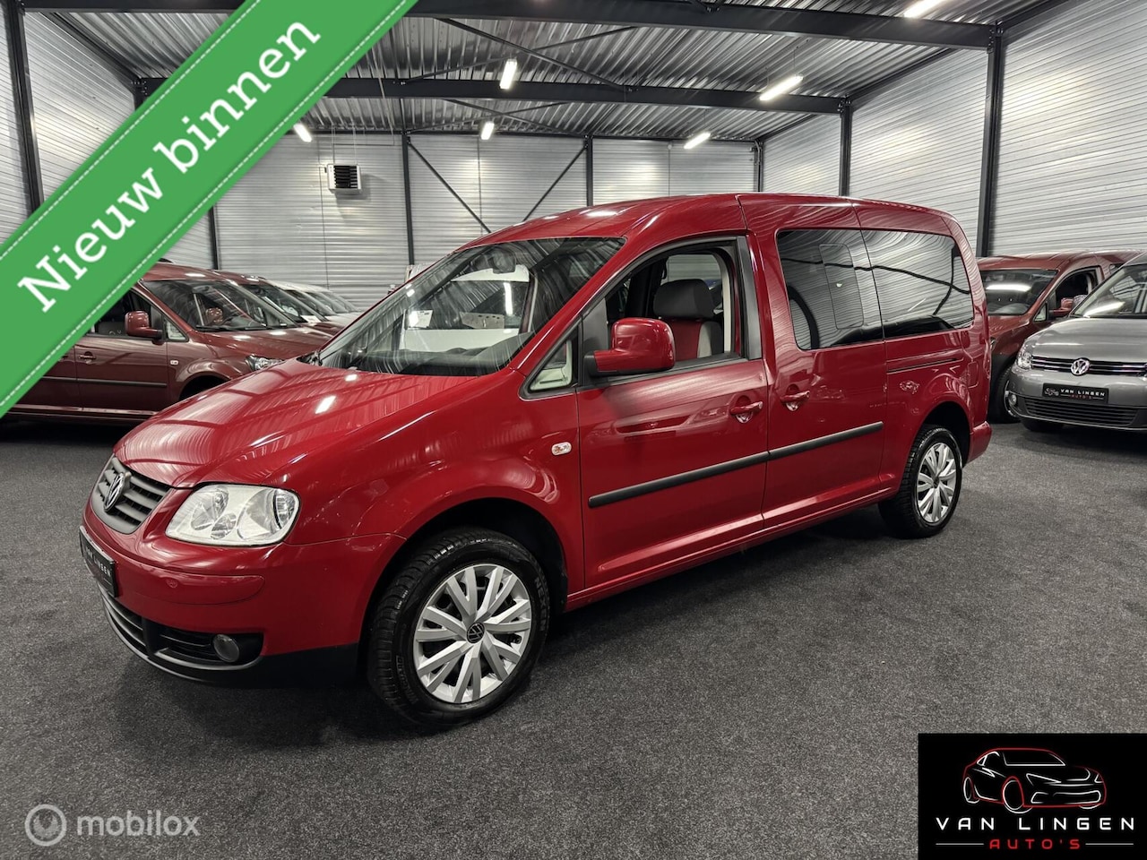Volkswagen Caddy Maxi - 1.6 Comfort 7p. Airco|Trekhaak|Pdc|Apk - AutoWereld.nl
