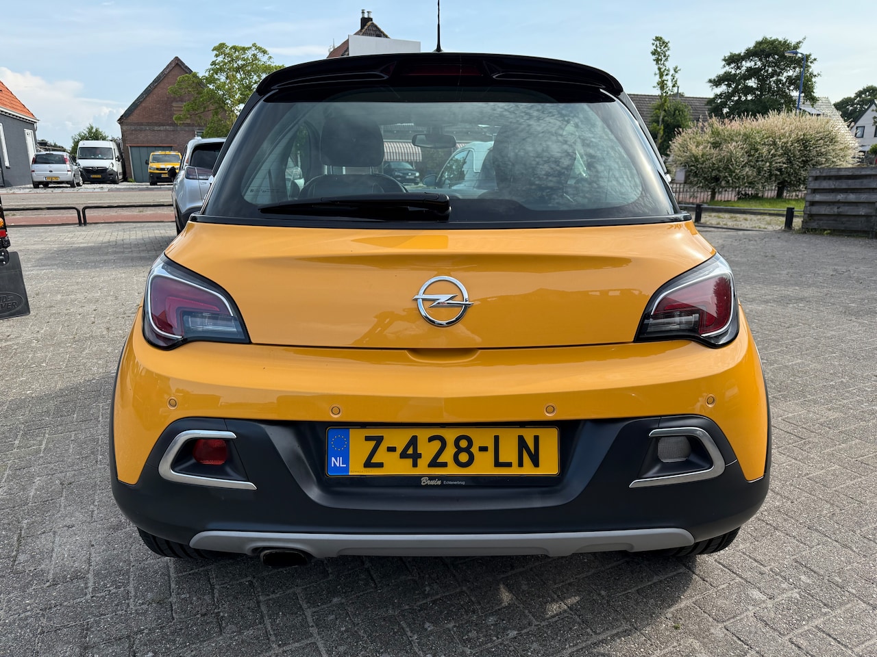 Opel ADAM - 1.0 Turbo Rocks Online Edition Tweede eigenaar