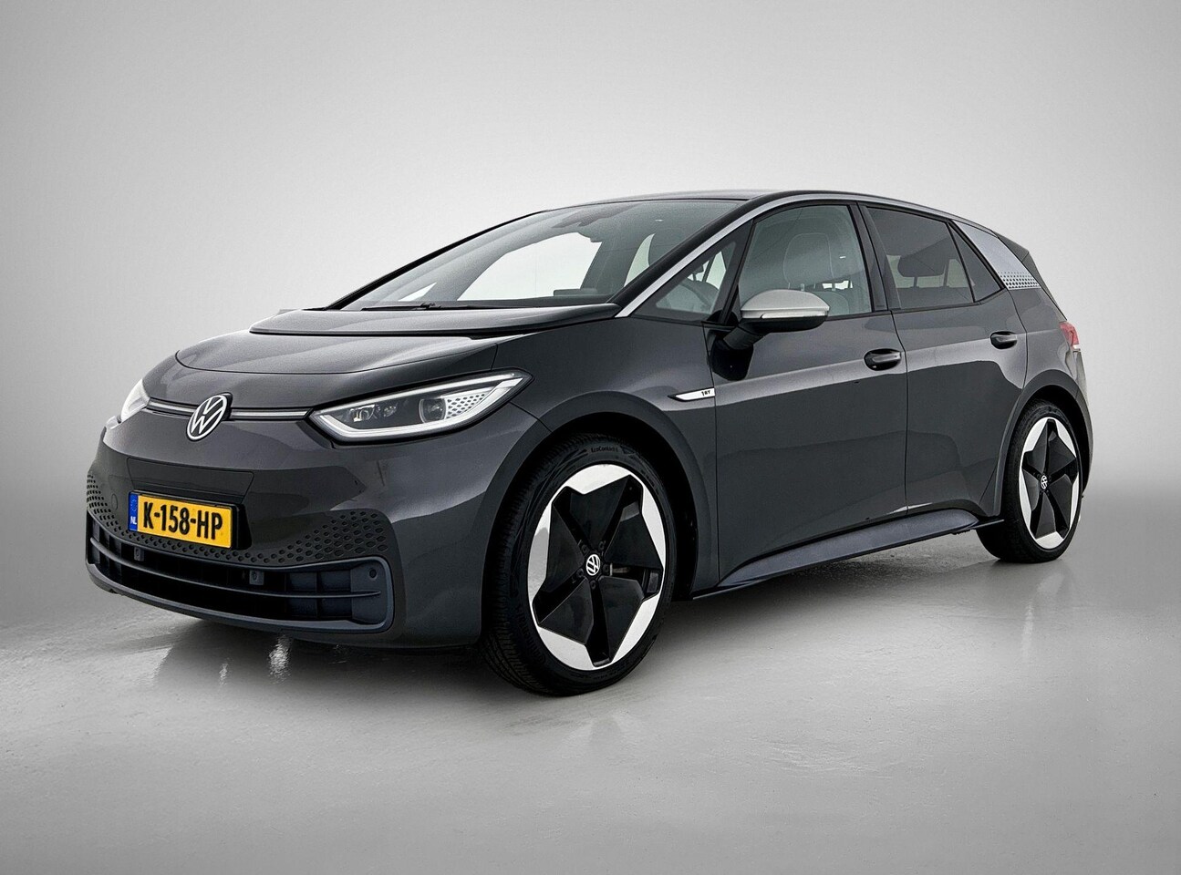 Volkswagen ID.3 - First Max 58 kWh | Panorama Dak | Ergo Stoel | Stoel en Stuurwiel Verwarming | IQ LED-Matr - AutoWereld.nl