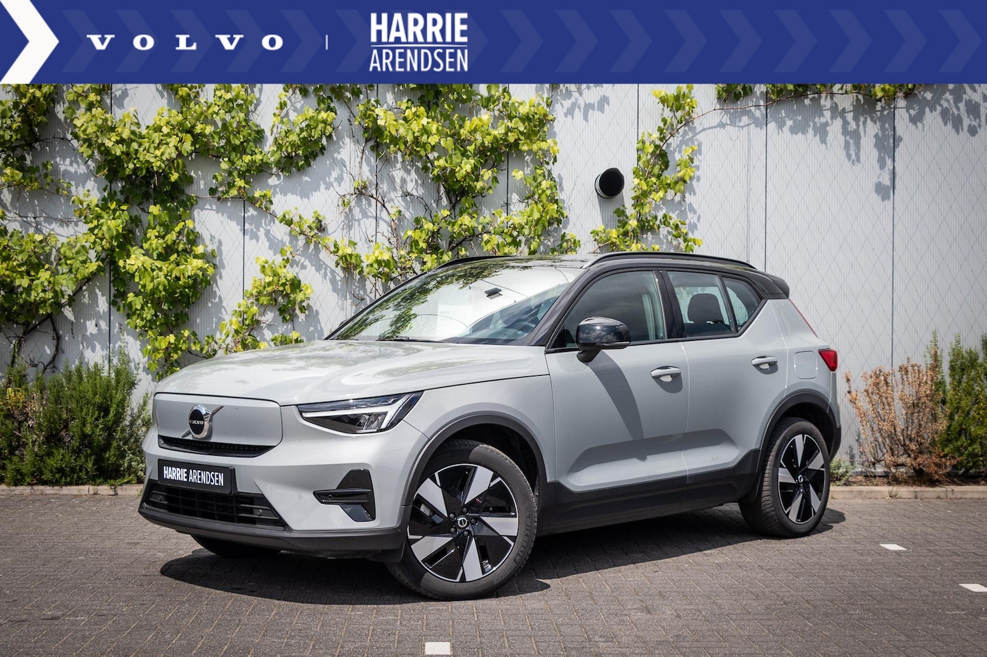 Volvo XC40 - Single Motor Extended Range Plus 82 kWh | Adaptieve Cruise Control | BLIS Dodehoek Detecti - AutoWereld.nl