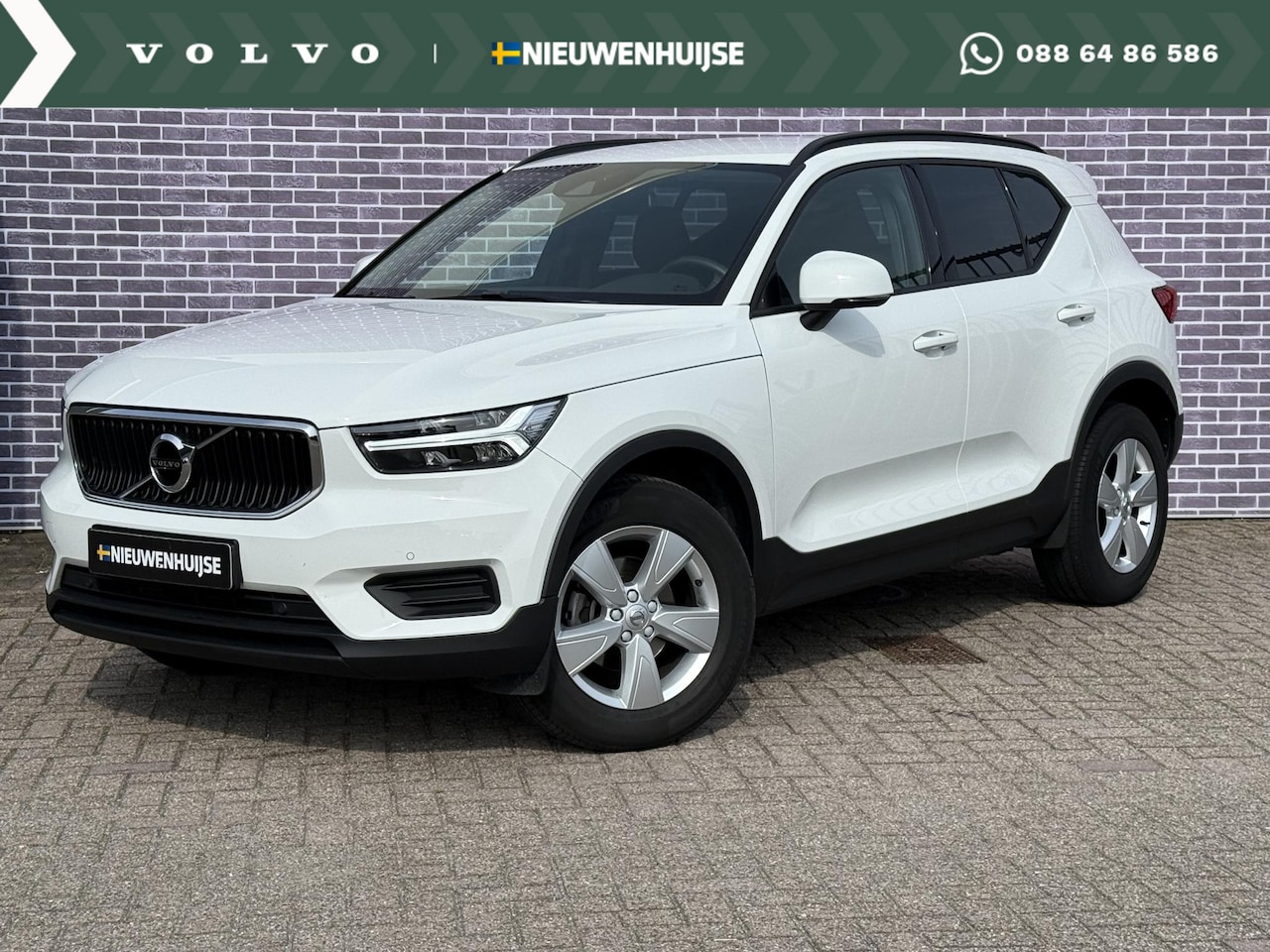 Volvo XC40 - 1.5 T2 Momentum Core | Camera | Navigatie | LED koplampen | Parkeersensoren V+A | Carplay - AutoWereld.nl