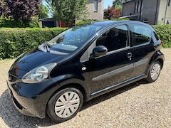 Toyota Aygo - 1.0-12V +