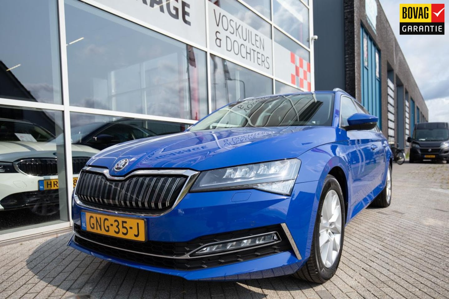 Skoda Superb Combi - 1.4 TSI iV Business Edition | Plug in | Hybrid | Carplay - AutoWereld.nl