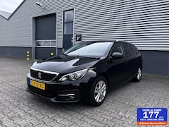 Peugeot 308 SW - 1.2PureTech Executive|Distribut v.v|Pano|navi