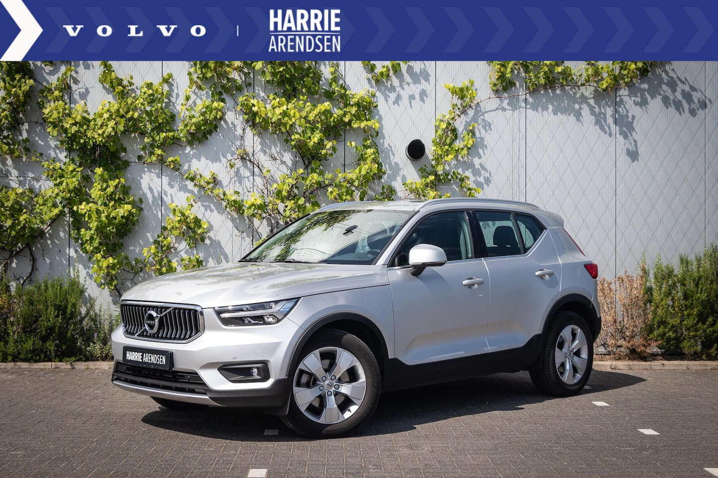 Volvo XC40 - T5 Aut.8 AWD Inscription | Trekhaak | Lederen bekleding | Stoelverwarming | Achteruitrijca - AutoWereld.nl