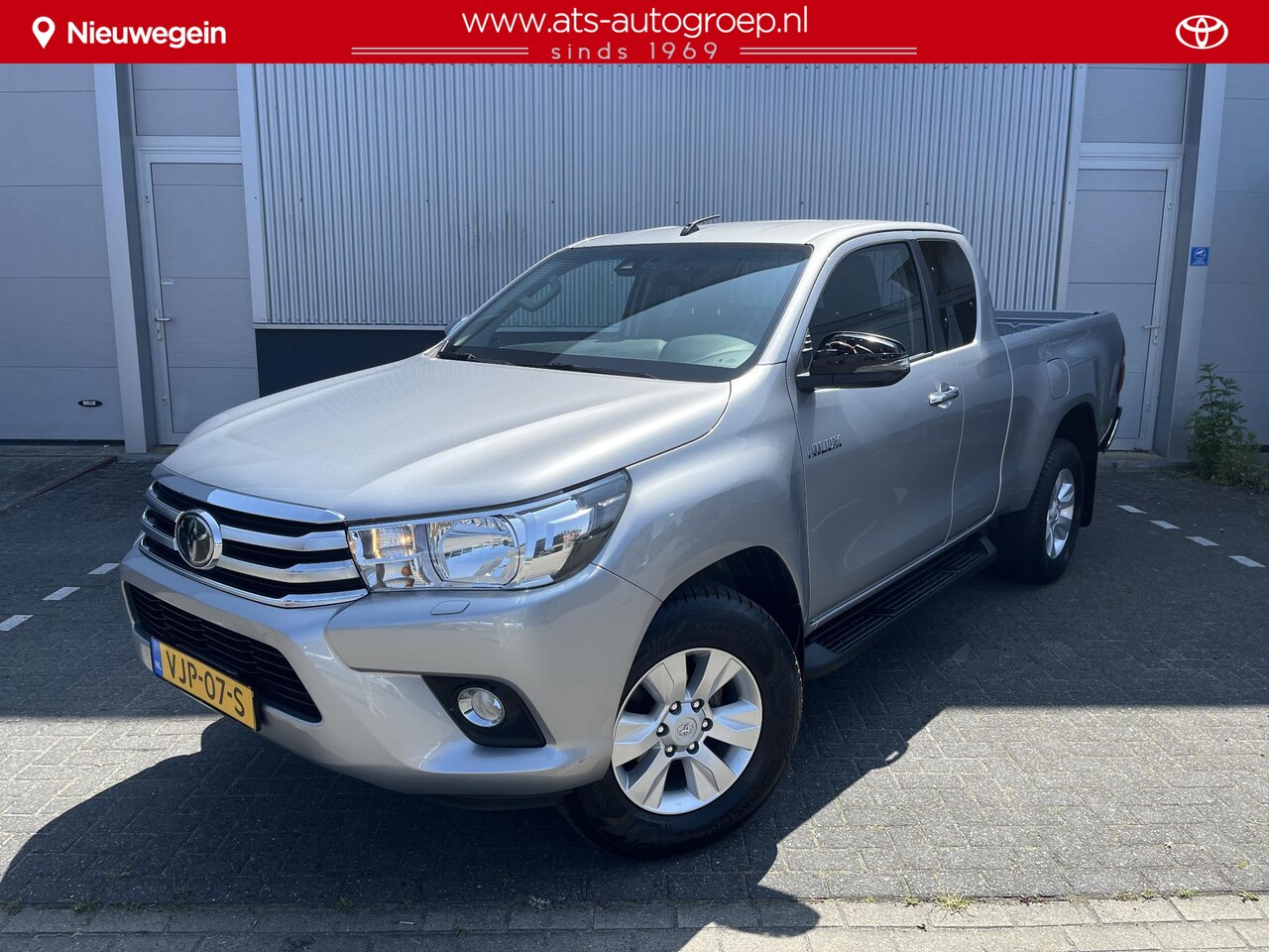 Toyota HiLux - 2.4 D-4D Xtra Cab Professional 2.4 D-4D Xtra Cab Professional - AutoWereld.nl