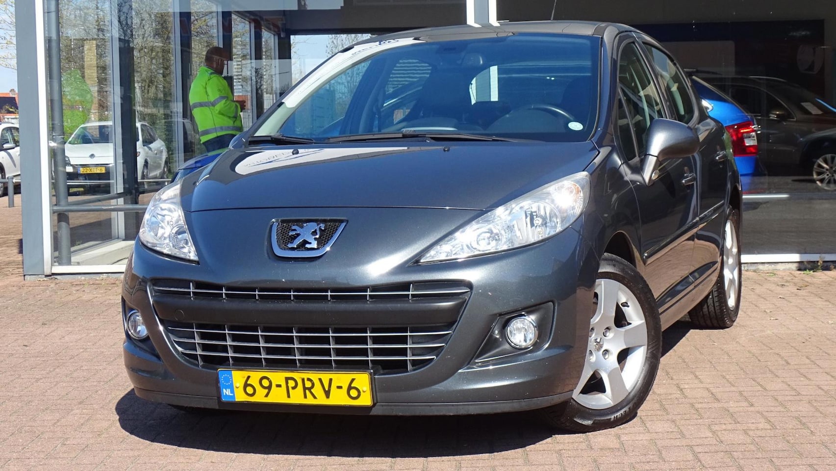 Peugeot 207 - 1.6 VTi Blue Lease Executive | 5deurs | Navi | Panodak | Airco | Elek. pakket | Inruil mog - AutoWereld.nl