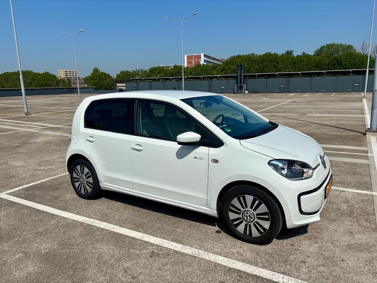 Volkswagen e-Up! - e-up - AutoWereld.nl