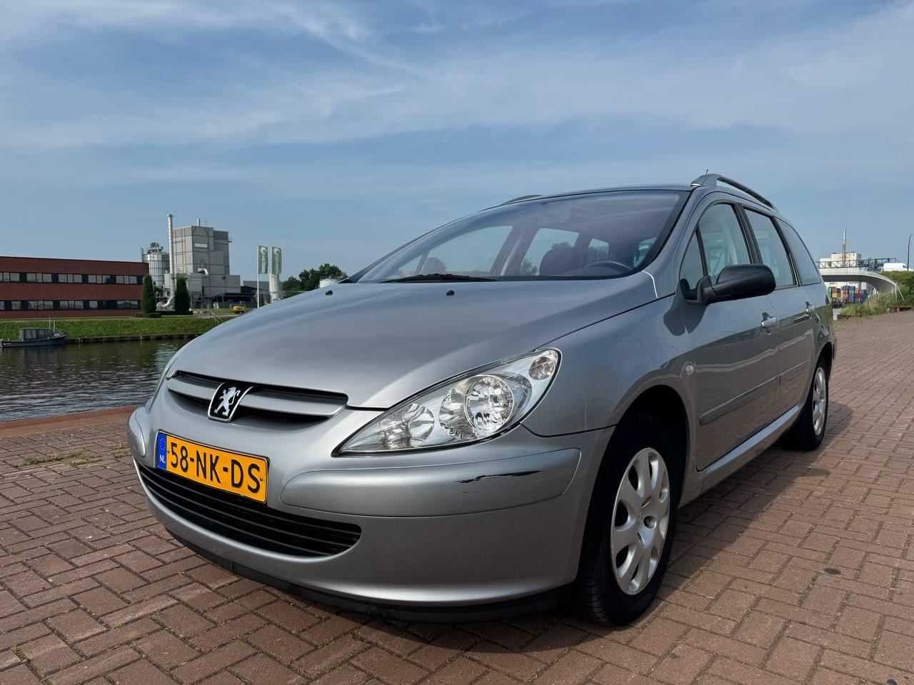 Peugeot 307 SW - 1.6 16V /Panorama/Airco/Cruise/Nieuwe APK - AutoWereld.nl