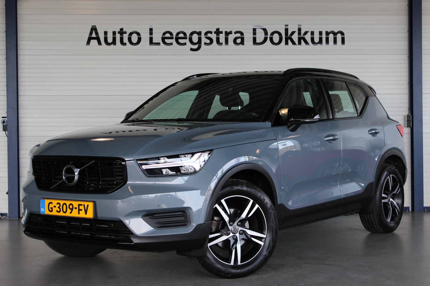 Volvo XC40 - 1.5 T3 R-Design Standkachel | Camera | Adapt. Cruise | Stoelverw. | Navi | Bluetooth | LED - AutoWereld.nl