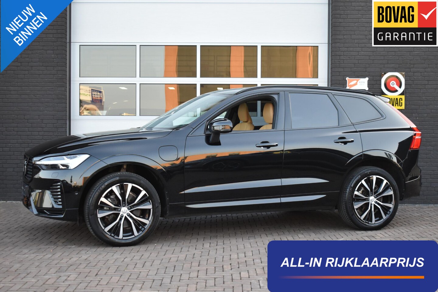 Volvo XC60 - 2.0 T6 Plug-in hybrid AWD 350PK Aut. Ultimate | Pano | LED | Navi | Camera | BLiS | Incl. - AutoWereld.nl