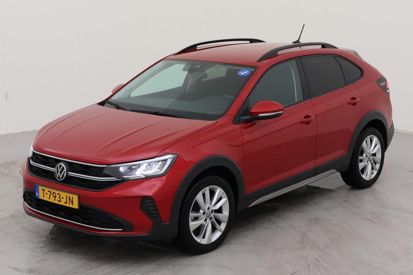 Volkswagen Taigo - 1.0 TSI Life Business / Stoelverwarming / Cockpit Pro / Climate control / Adaptive cruise - AutoWereld.nl