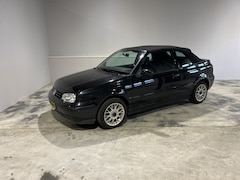 Volkswagen Golf Cabriolet - 2.0 Trendline een leuke project (Met een vernieuw dak)