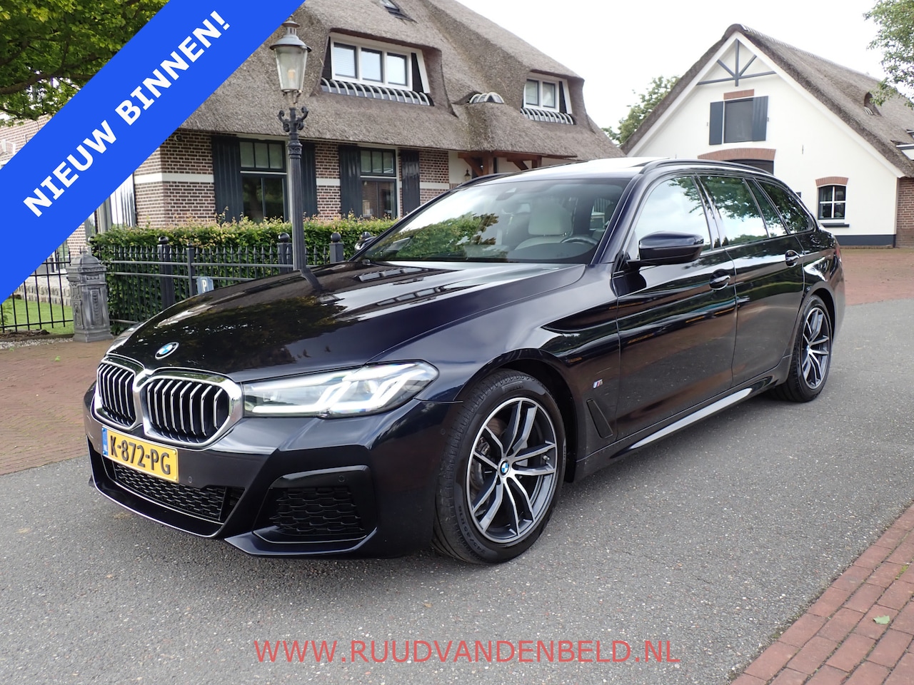 BMW 5-serie Touring - 520i LCI M-PAKKET SHADOWLINE PANODAK/COMFORTLEER/TREKHAAK - AutoWereld.nl