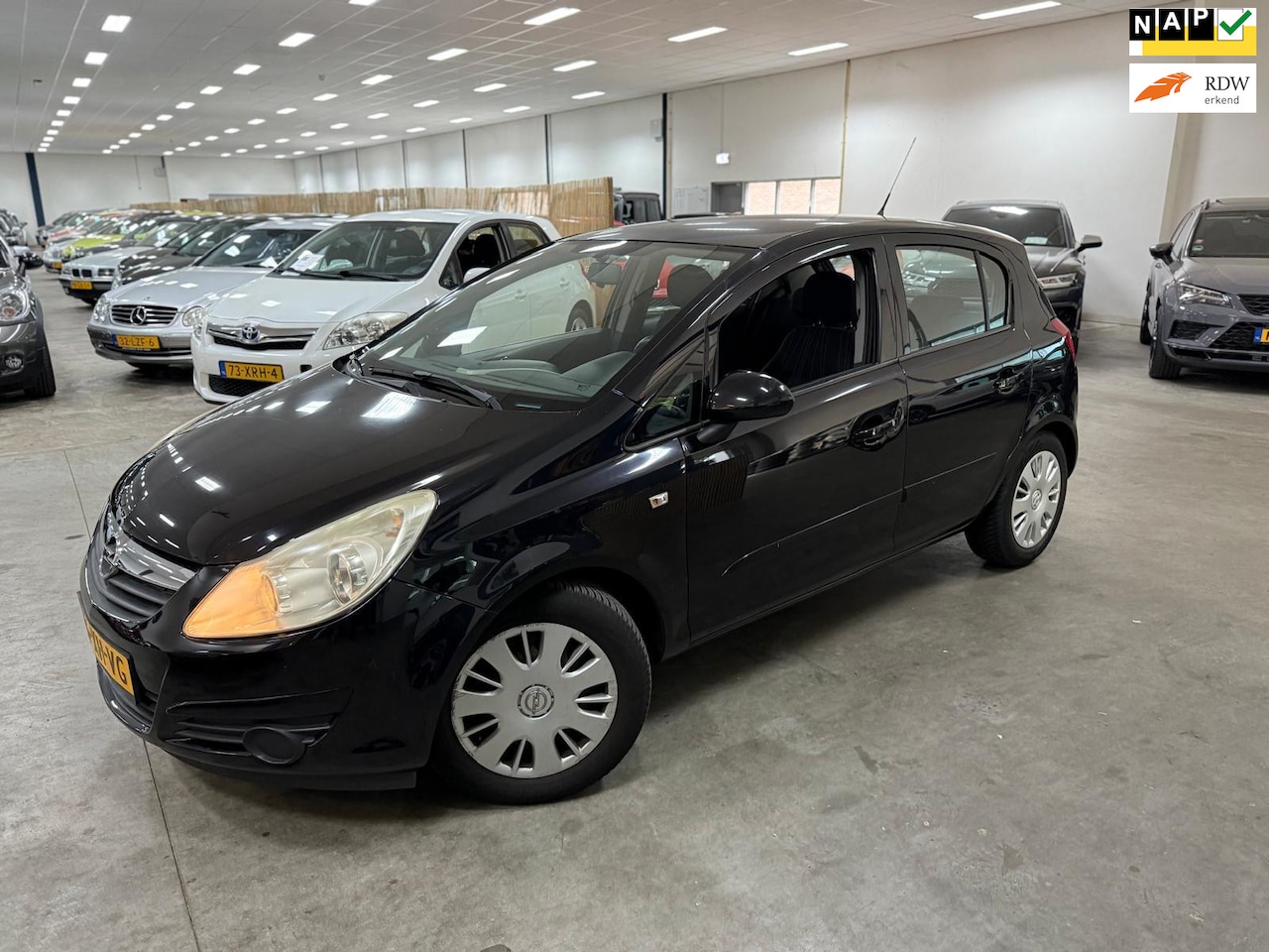 Opel Corsa - 1.2-16V Enjoy / AUTOMAAT / AIRCO / NIEUWE APK - AutoWereld.nl