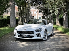 Fiat 124 Spider - 1.4 MultiAir Turbo Lusso / LEDER / NAVI / BOSE / KEYLESS / CAMERA / VOL