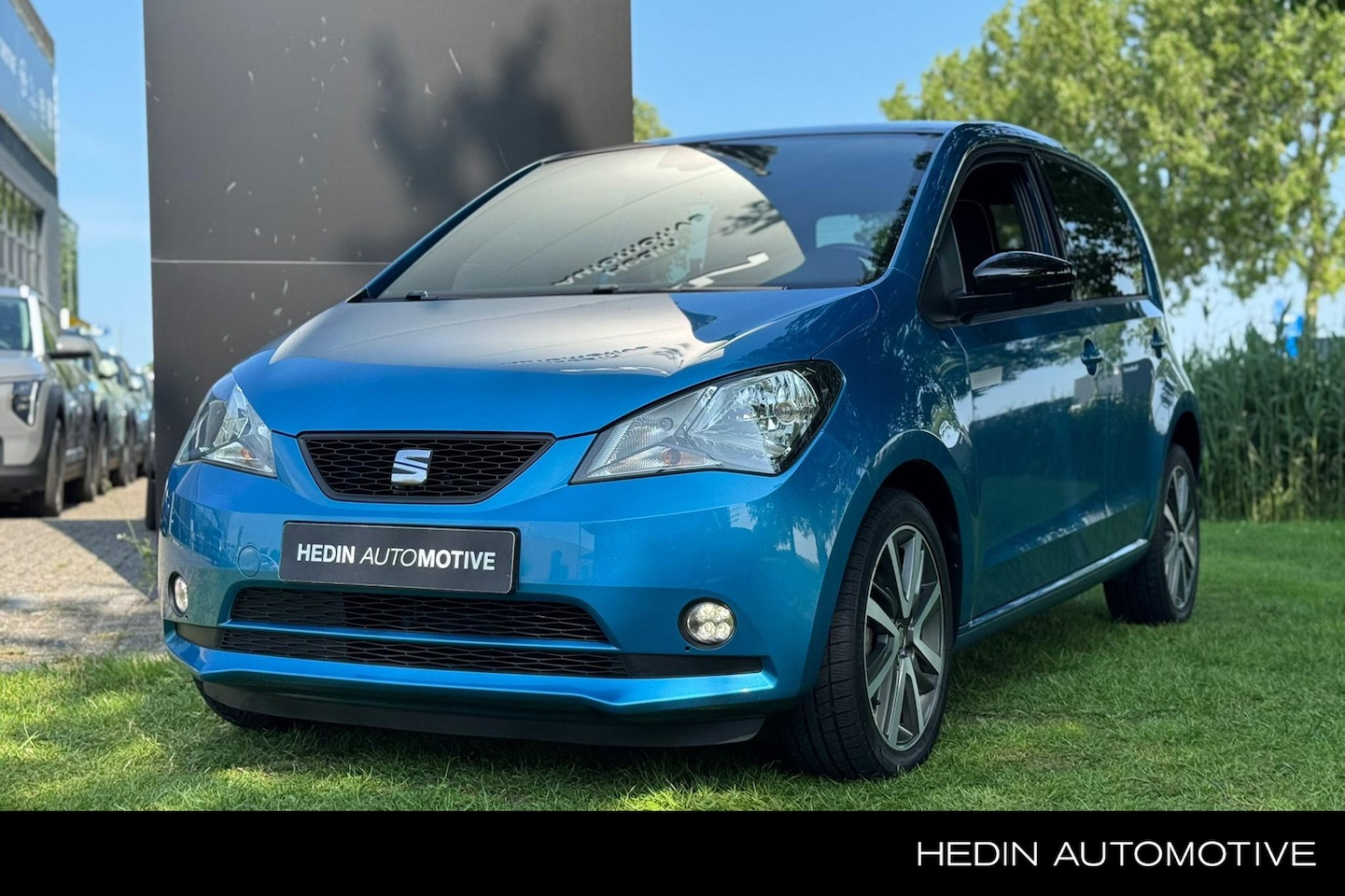 Seat Mii Electric - electric Plus | Stoelverwarming | Bluetooth | Allseason banden | - AutoWereld.nl