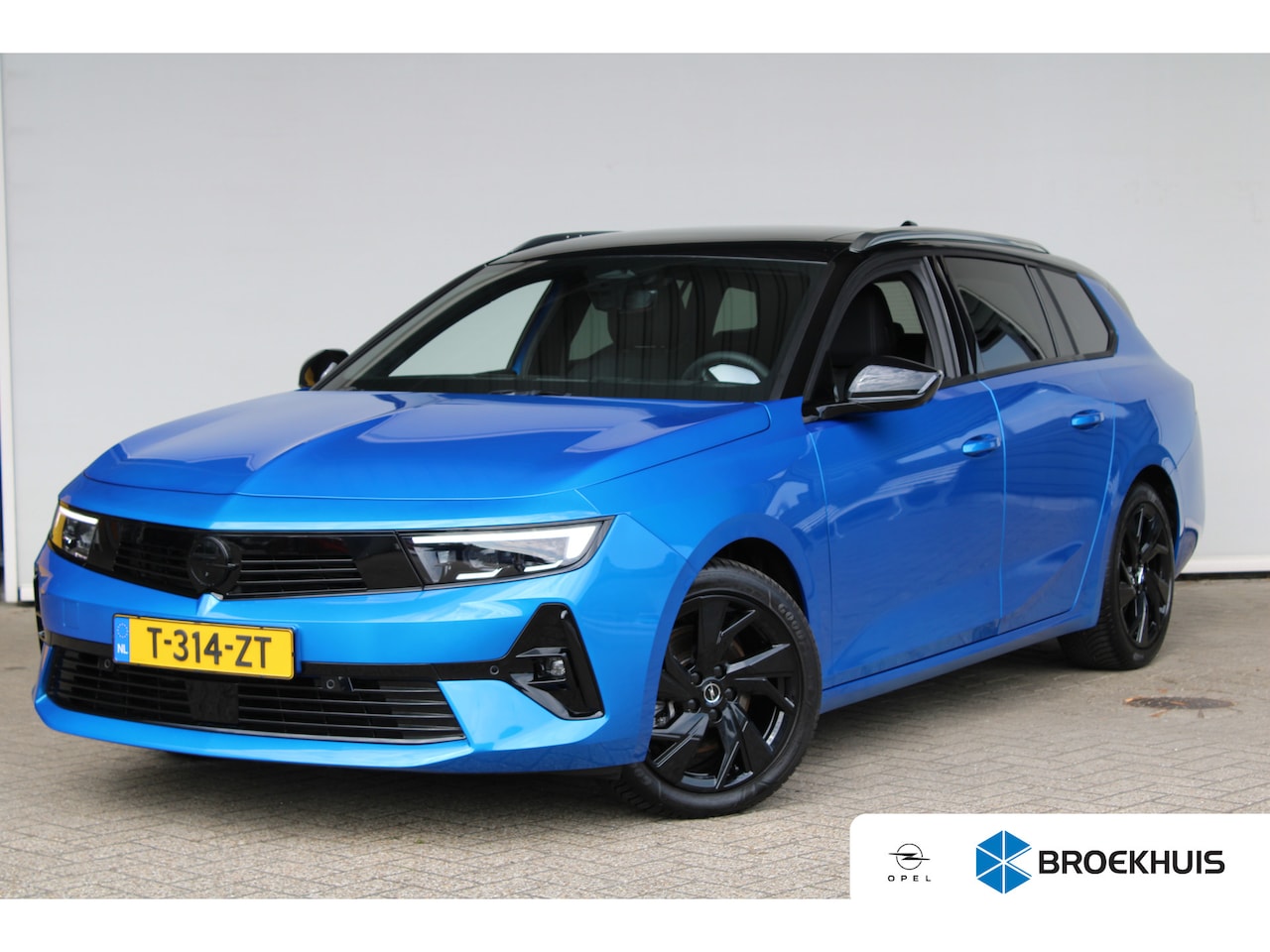 Opel Astra Sports Tourer - 1.2 Level 4 Ultimate | Alcantara bekleding | Elektrisch glazen panorama-dak | LED koplampe - AutoWereld.nl
