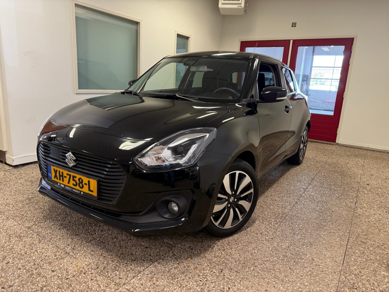 Suzuki Swift - 1.2 Stijl Smart Hybrid Navi | NL | Carplay/ Android auto - AutoWereld.nl