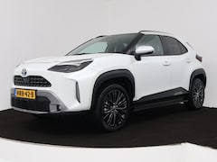Toyota Yaris Cross - 1.5 Hybrid Adventure | Navigatie | Panoramadak | Blind Spot | PCD | Head-up |