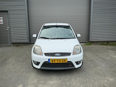 Ford Fiesta - 2.0-16V ST