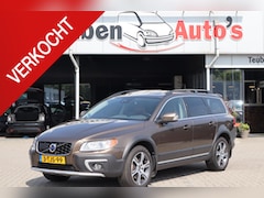 Volvo XC70 - 2.4 D5 Nordic+ Camera, Navigatie, Luxe lederen bekleding, Stoel verwarming en ventilatie,