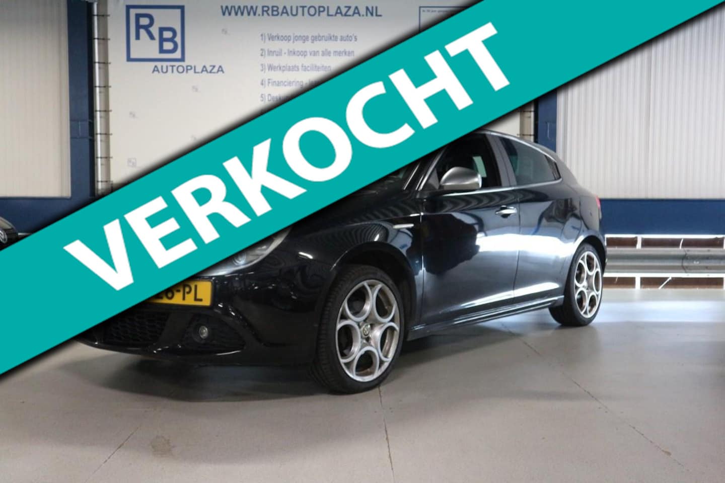 Alfa Romeo Giulietta - 1.4 T Distinctive / LEER / APK 5 2026 ! ! ! - AutoWereld.nl
