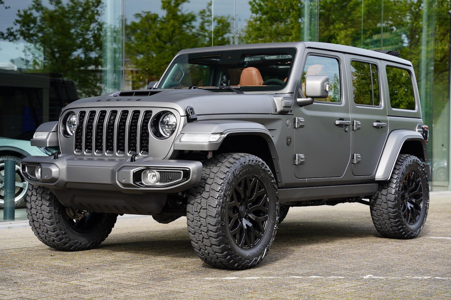 Jeep Wrangler Unlimited - BRUTE 4xe 380 Rubicon Performance Pack 20 Inch Skyview - AutoWereld.nl