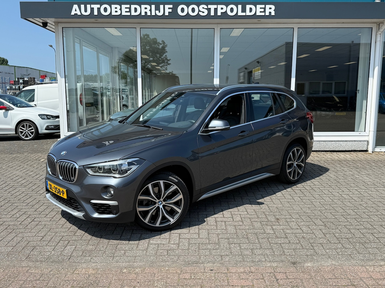 BMW X1 - SDrive20i Orange Edition III - AutoWereld.nl