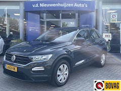 Volkswagen T-Roc - 1.5 TSI | Achteruitrijcamera | Parkeersensoren |