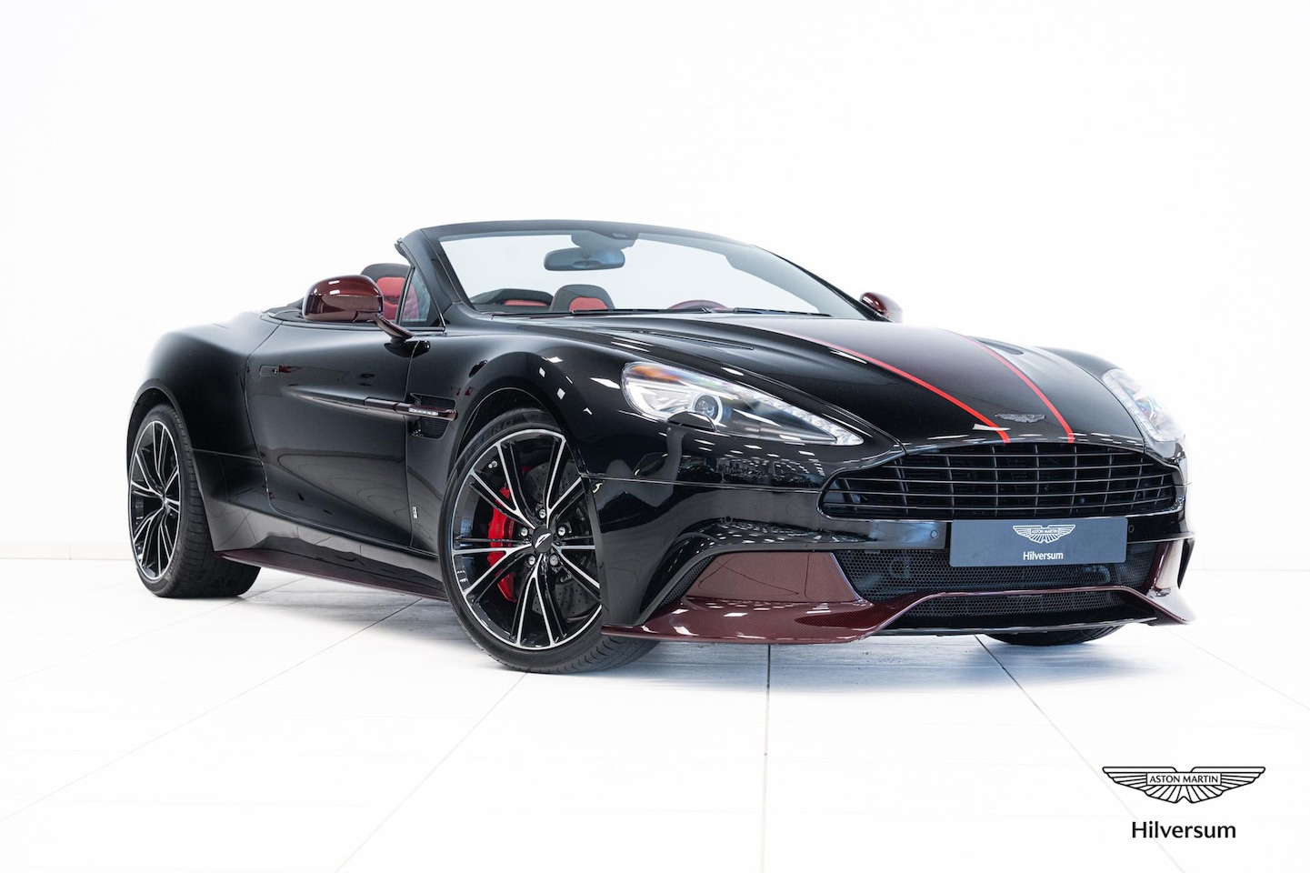 Aston Martin Vanquish Volante - 8-Speed By Q - AutoWereld.nl