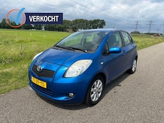 Toyota Yaris - 1.3 VVTi Executive LEDER | AIRCO | DEALER ONDERHOUDEN