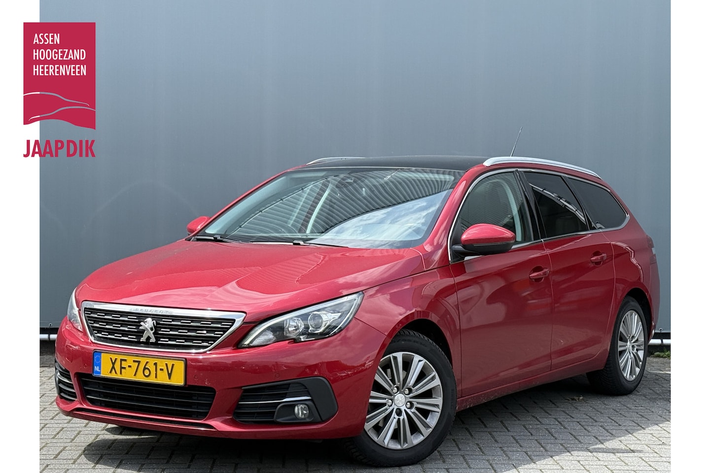 Peugeot 308 SW - BJR 2019 1.2 131 PK PureTech Blue Lease Premium AUTOMAAT / PANODAK / AIRCO,ECC / STUURBEKR - AutoWereld.nl