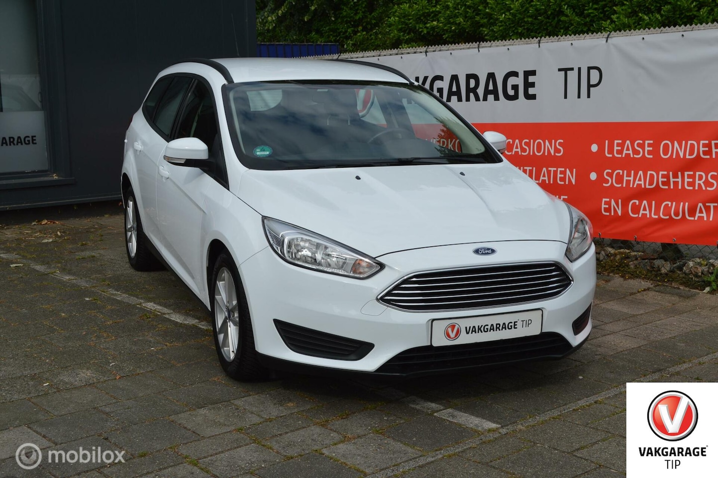 Ford Focus Wagon - 1.0 Trend NIEUWE DISTRIBUTIE - AutoWereld.nl