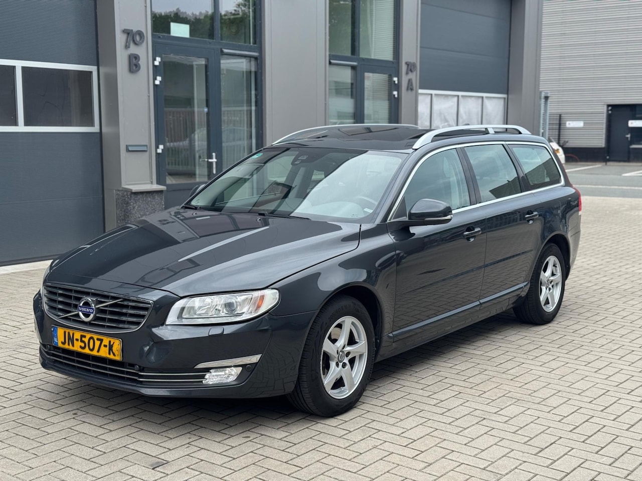 Volvo V70 - 2.0 D4 Polar+ - AutoWereld.nl