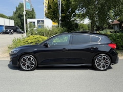 Ford Focus - 1.5 EcoBoost ST-Line X 150PK Automaat•Pano
