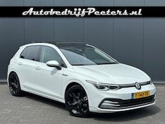 Volkswagen Golf - 1.5 TSI Edition P-dak IQ-Light ACC Sfeerlicht V-cockpit Massage
