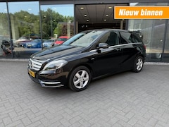 Mercedes-Benz B-klasse - 180 Ambition, Xenon, Cruise, Airco, Navi, PDC, Trekhk afn., LMV, Privacy