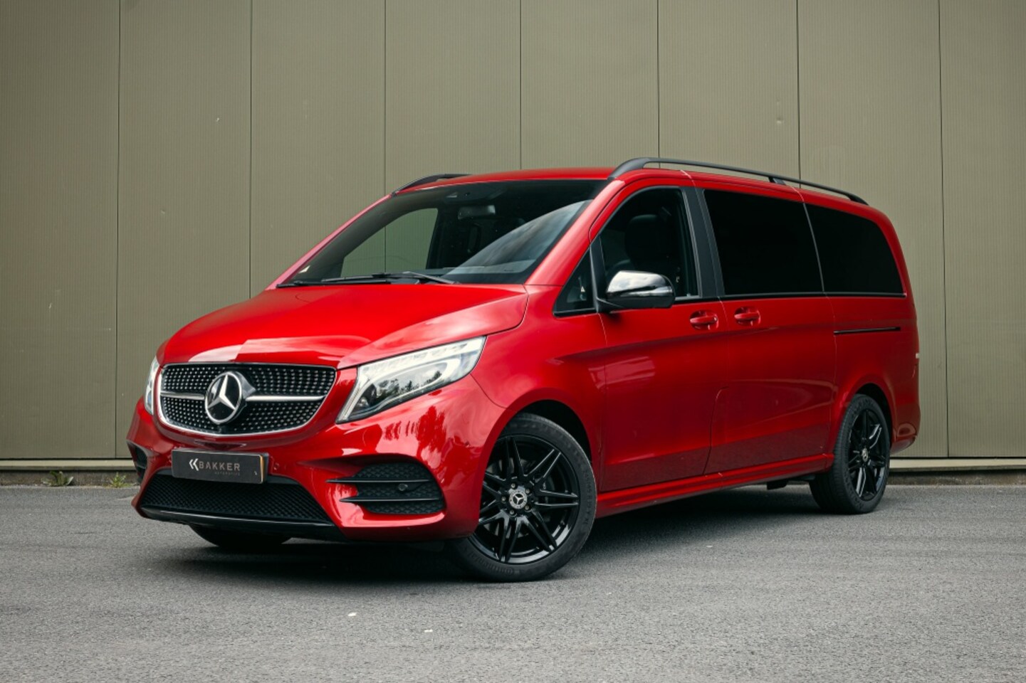 Mercedes-Benz V-klasse - 300d L.DC Nieuwstaat ! - AutoWereld.nl