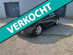 Peugeot 207 - 1.6 VTi XS Pack met panoramadak