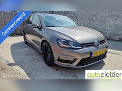 Volkswagen Golf - 1.6 TDI Business Edition R Connected DSG