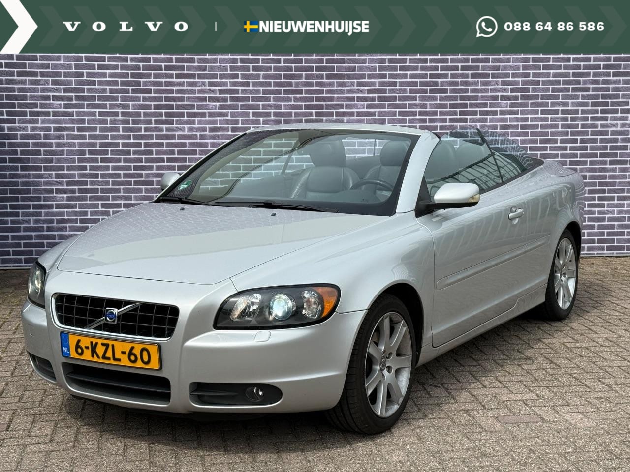 Volvo C70 Convertible - 2.4i Summum | Leder | 6 CD wisselaar | Trekhaak | Parkeersensoren | Cruise control | Stoel - AutoWereld.nl