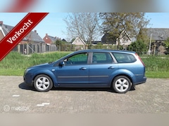 Ford Focus Wagon - 1.6-16V Futura met nw APK en onderhoud. DB vervangen