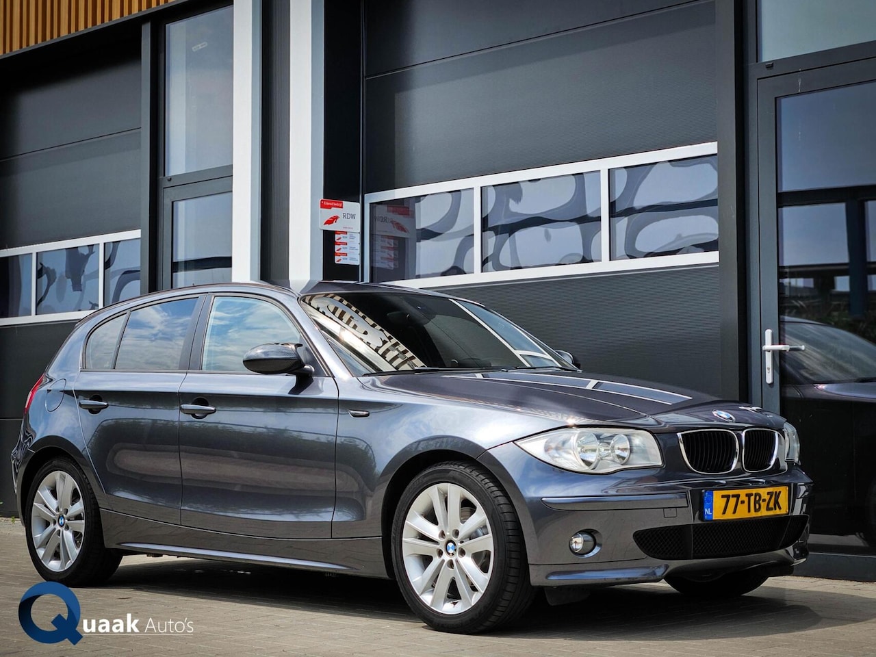 BMW 1-serie - 120i High Executive | CRUISE | LEDER | AUTOMAAT | SPORTSTOELEN | ORG. NL - AutoWereld.nl