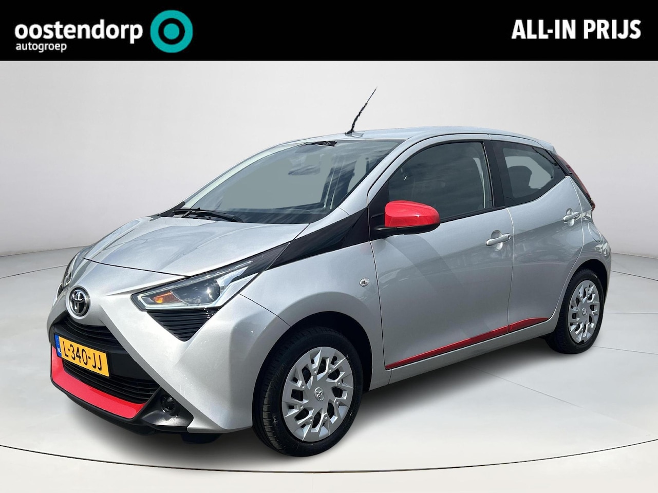 Toyota Aygo - 1.0 VVT-i x-play (Automaat,Apple,Android Carplay- Parkeercamera) - AutoWereld.nl