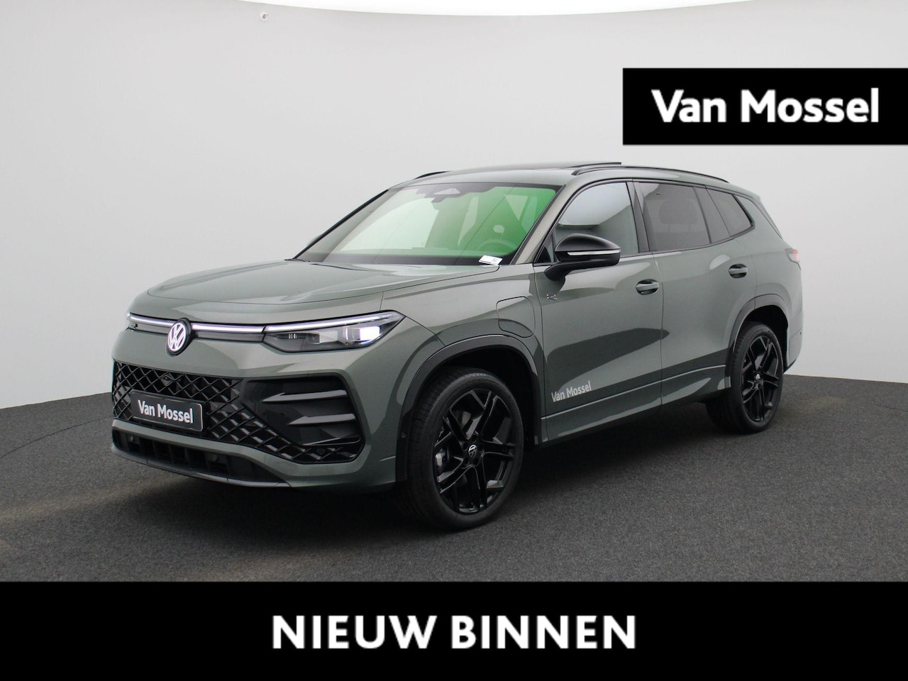 Volkswagen Tayron - 1.5 eTSI R-Line Edition 272 PK | Automaat | Climatronic | Stoel- en stuurverwarming | Acht - AutoWereld.nl