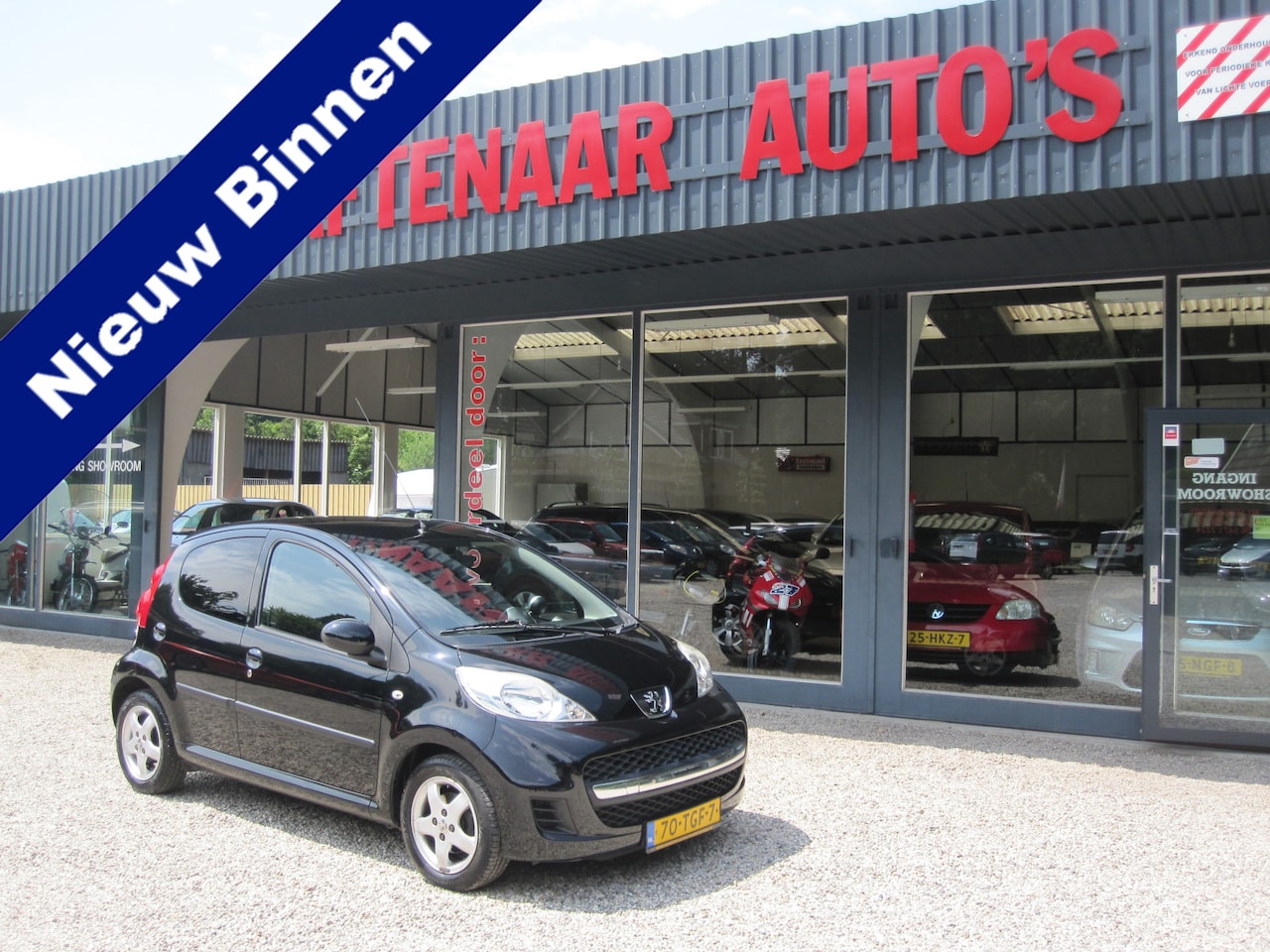 Peugeot 107 - 1.0-12V Black & Silver airco zeer mooi geen import apk 08-11-2025 - AutoWereld.nl