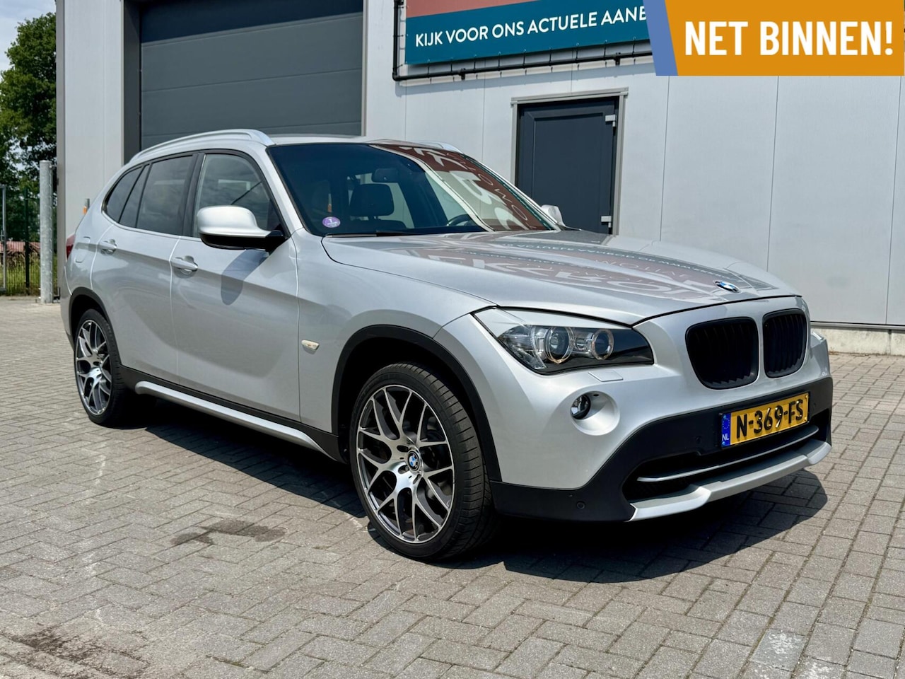 BMW X1 - xDrive20i Business+ Automaat (Clima/Cruise/Trekhaak) - AutoWereld.nl
