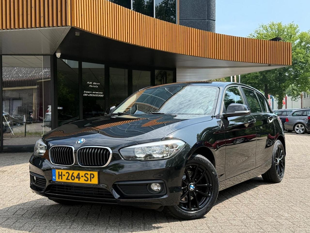 BMW 1-serie - 116i Centennial Executive/Stoelverwarming/Climate/Sportstuur - AutoWereld.nl